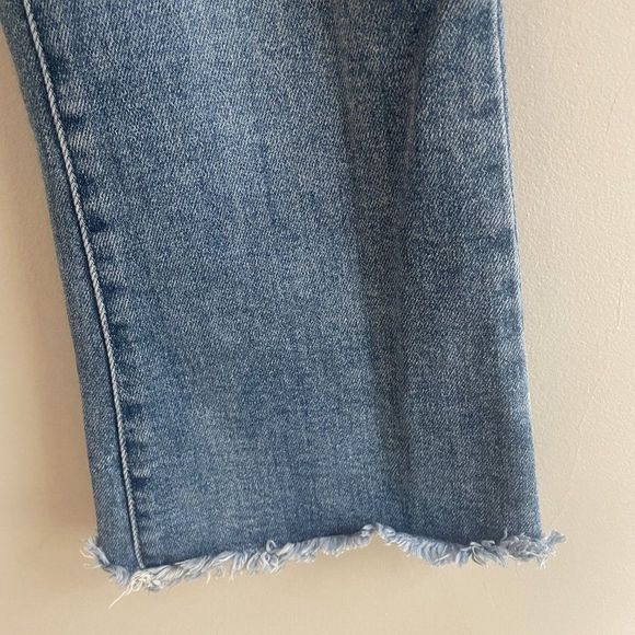 YMI Dream High Rise Flare Ankle Jeans with Frayed Hem Size 3 26 - Picture 6 of 7